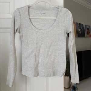 Old Navy Light Gray Long Sleeve Top